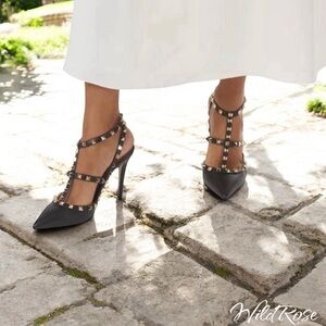 VALENTINO GARAVANI Black Leather Strappy Rockstud Ankle Strap Heels SZ 37